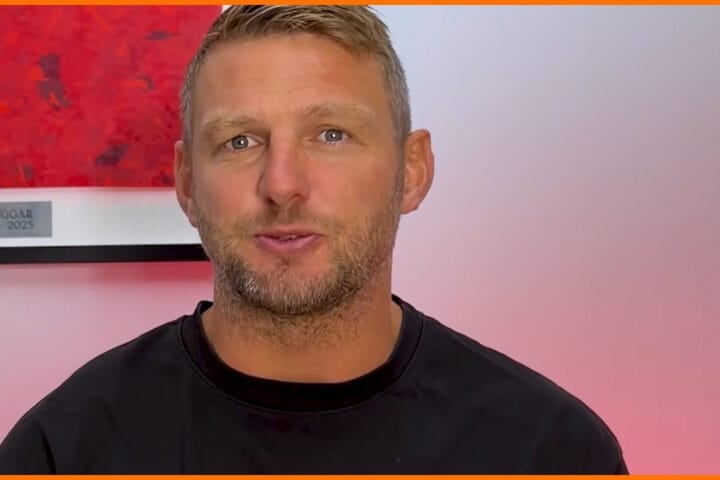 Dan Biggar Has Worked Out The All Blacks Attack Structure. The Answer Is A Shorter Pass.