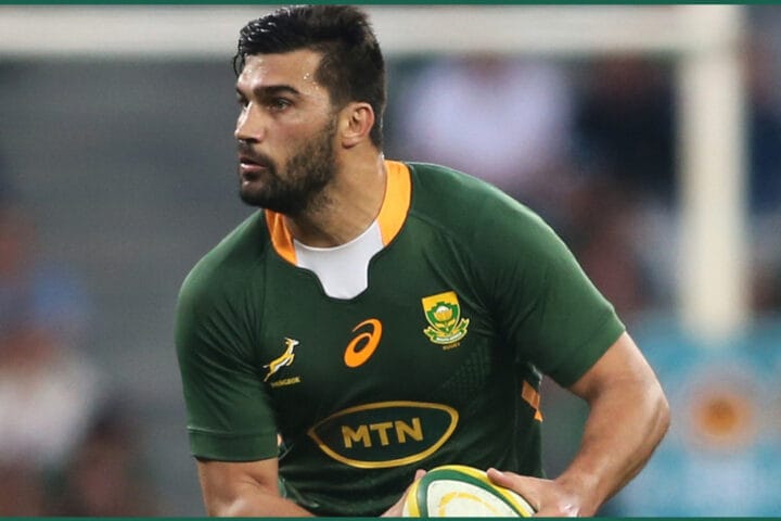 Damian de Allende carrying for the Springboks, rated one of the best centres in the world by Ben Youngs