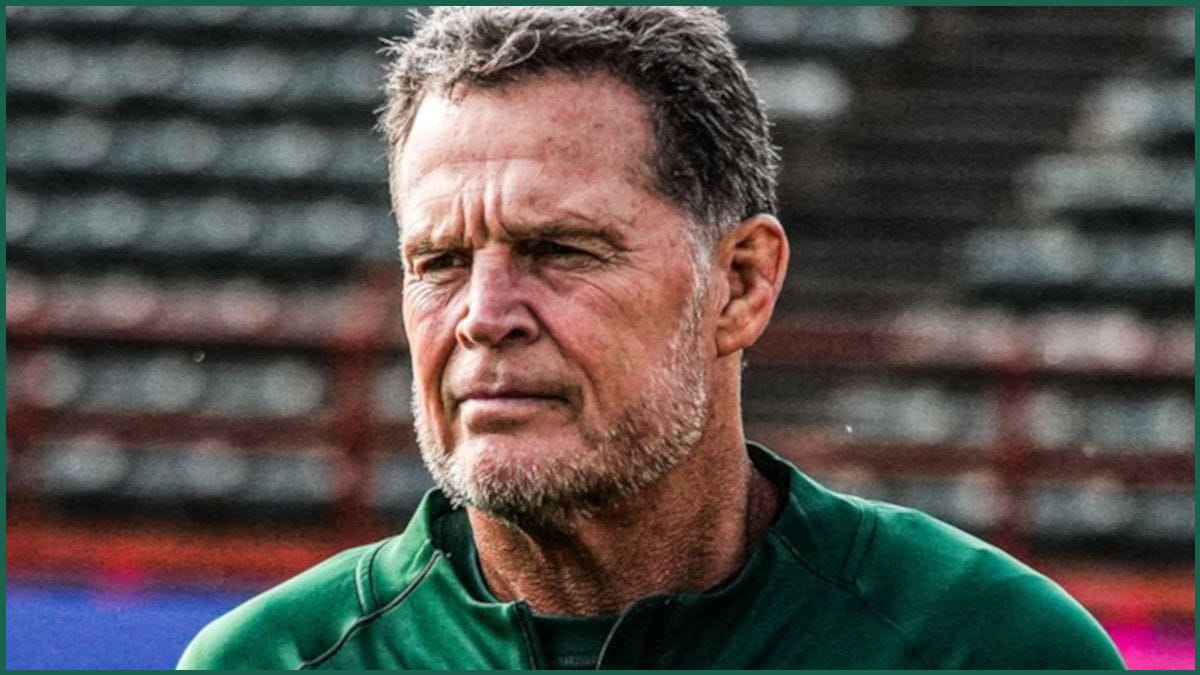 How Rassie Erasmus springboks head coach earns respect from Springbok players