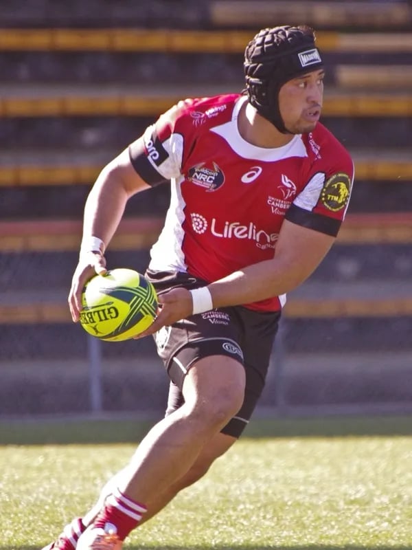 Seilala Lam, Hooker