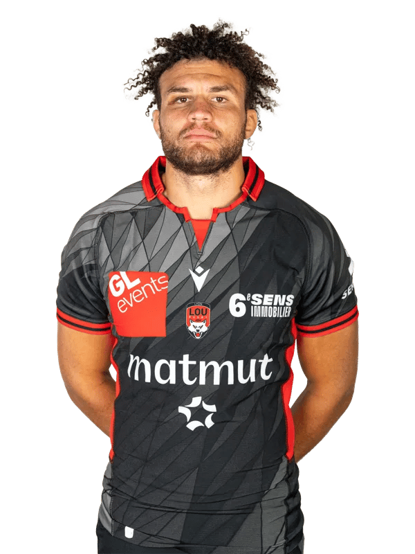 Théo William, Back row for Lyon