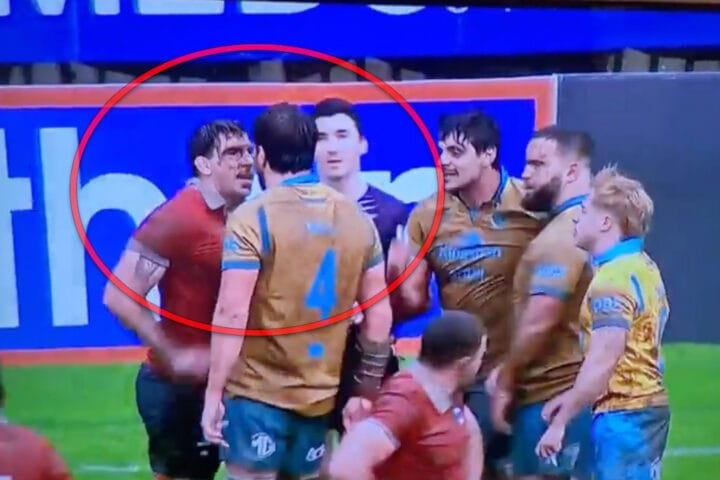 Three Red Cards In One Minute In Talcahuano. Longobardi Had Already Warned Both Captains. The Chile Uruguay red cards all came inside a single minute, on a surface that had stopped being a pitch by half-time. Chile XV won 33-12, and the referee had already told both captains exactly what was coming. REVIEW: Saturday 29 August.