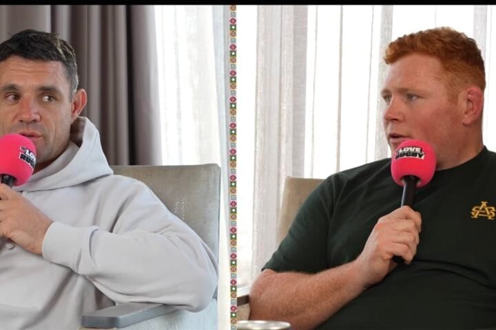Dan Carter and Steven Kitshoff speaking into For The Love Of Rugby microphones during the South Africa podcast