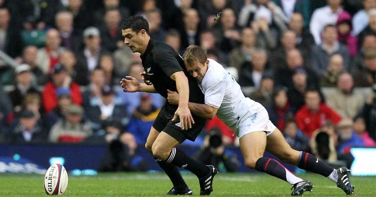 Dan Carter on Wilkinson: he copied the England fly-half's habits in 2003. Eighteen years later he rang him to ask how to stop being a rugby player.