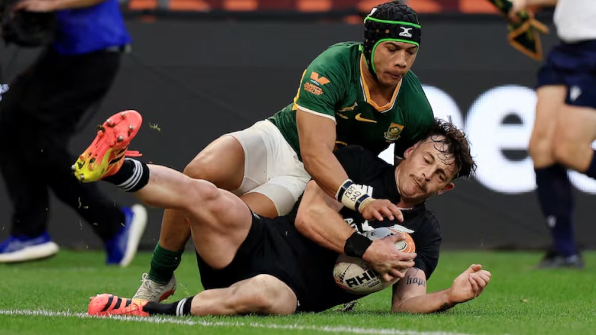 Half Of New Zealand Wanted Cheslin Kolbe Banned. Leroy Carter Just Wanted To Talk About His Reach.
