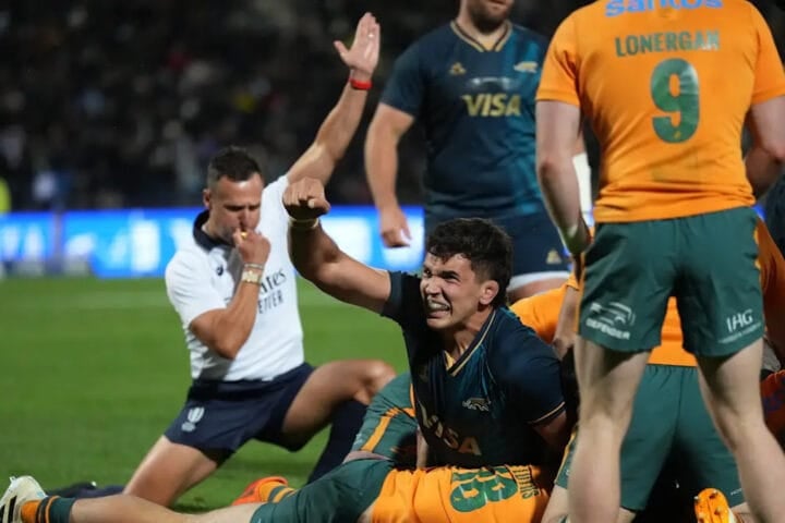 Argentina player ratings from the 28-28 draw with the Wallabies in Mendoza: 8.5 for Pablo Matera, a 7 for a centre who was binned, and a 6 for the fly-half.