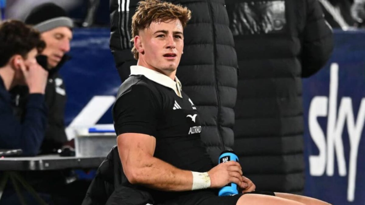 Ruben Love yellow card: James Marshall says it was not even a penalty, and Bryn Hall says the other card that night should have been seven points instead.